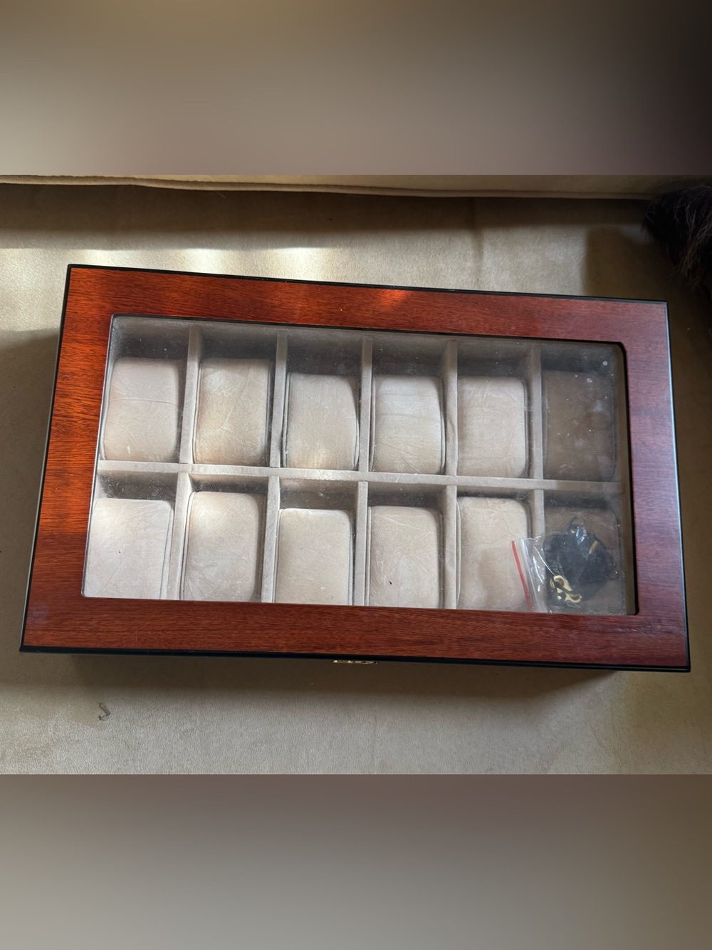 Wood locking 12 watch storage box